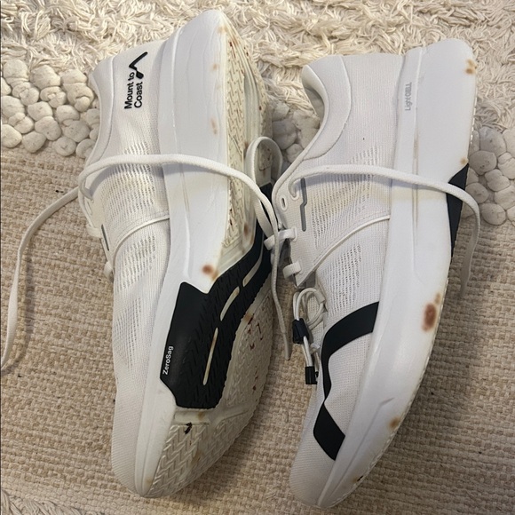 Mount To Coast R1 White Running Shoes - Picture 6 of 13